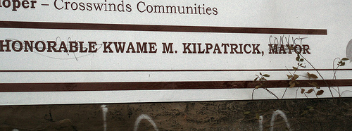 kwame-sign-2